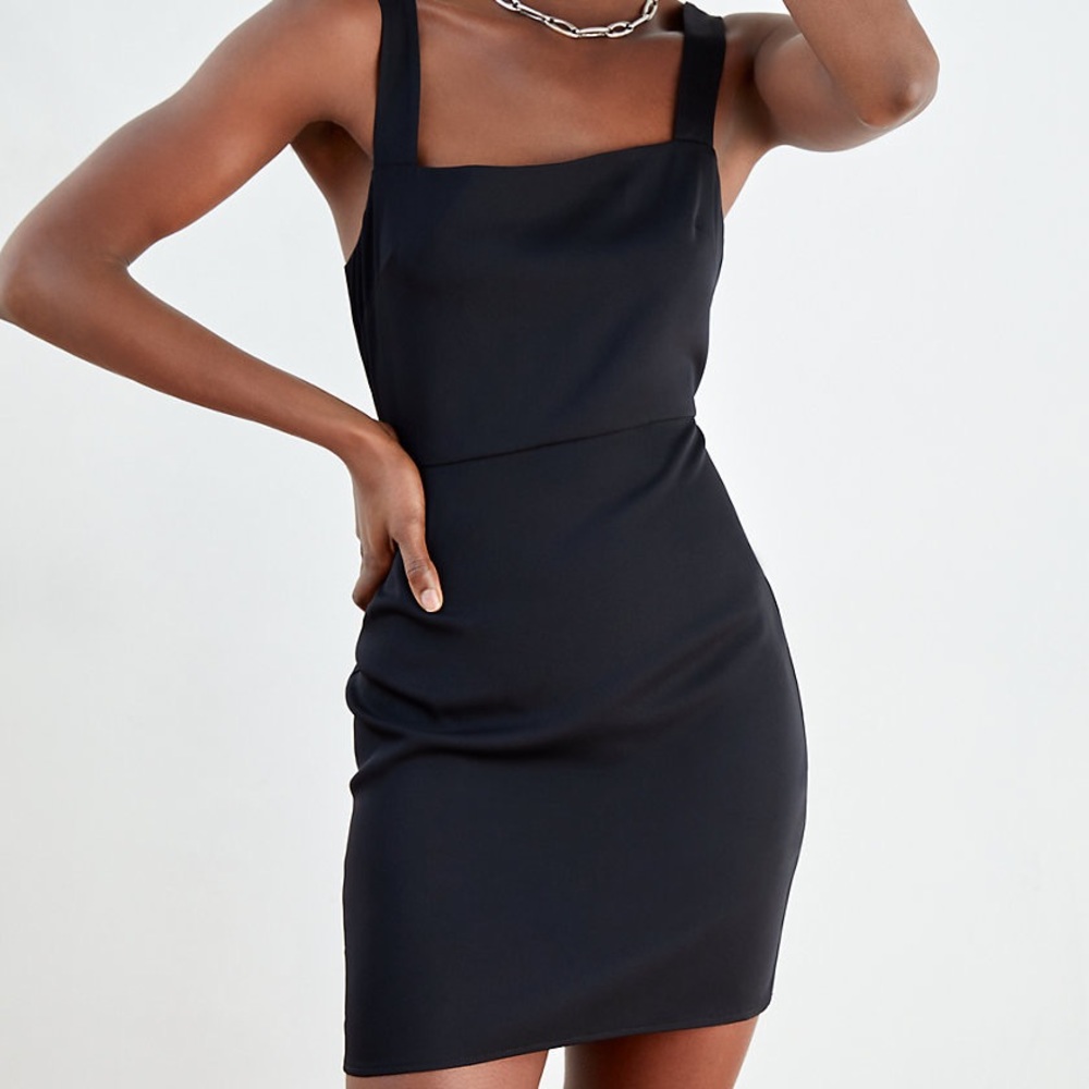 Babaton LBD dress